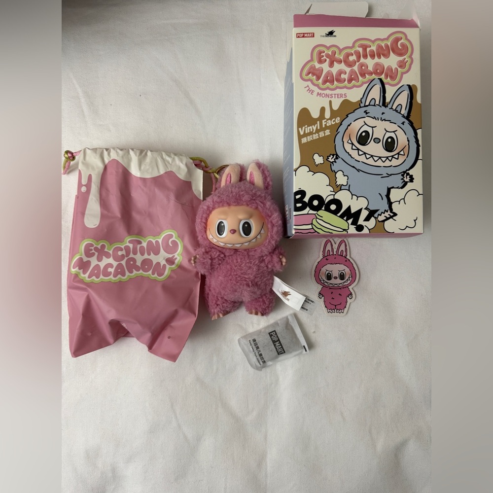 POP MART Authentic Labubu Monster Macarons Vinyl Face Exciting Lychee Berry